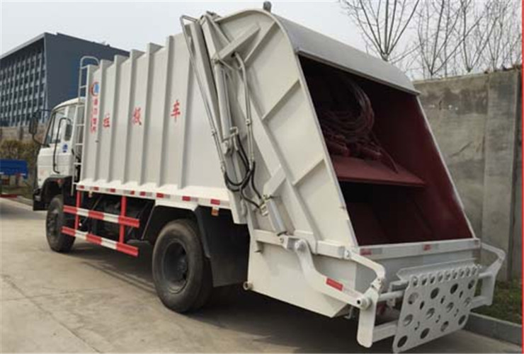 CLW5160ZYSE5型东风老款153压缩式垃圾车