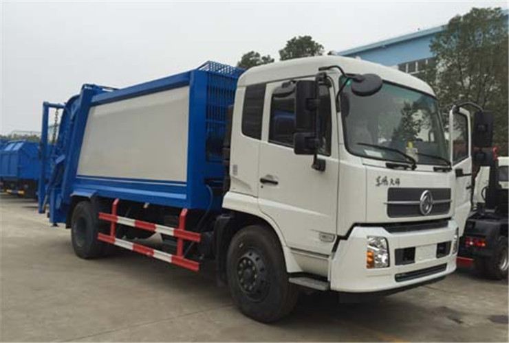 CLW5160ZYSD5型东风天锦压缩式垃圾车