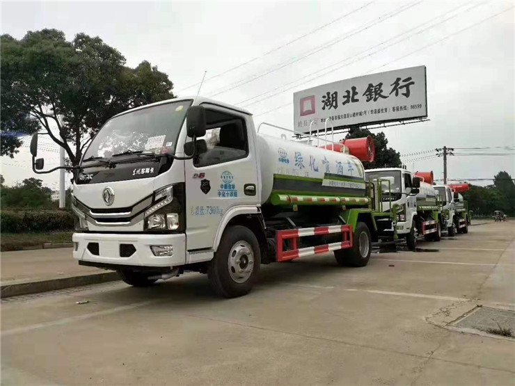 东风国六多利卡绿化喷洒带雾炮抑尘洒水车_20190621102803.jpg